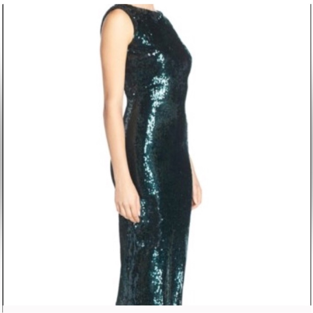 Dress - Picture 4 of 6